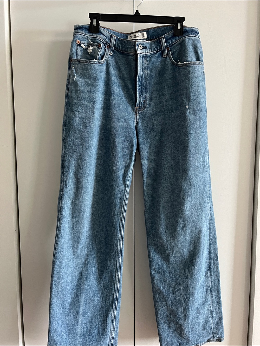 Abercrombie & Fitch 90’s Relaxed High Rise Jean Size 31 Regular - Picture 4 of 6